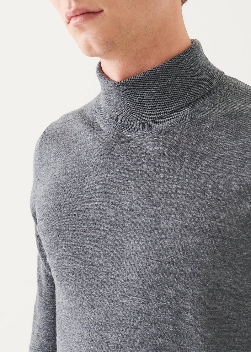 Extra-Fine Merino Turtleneck