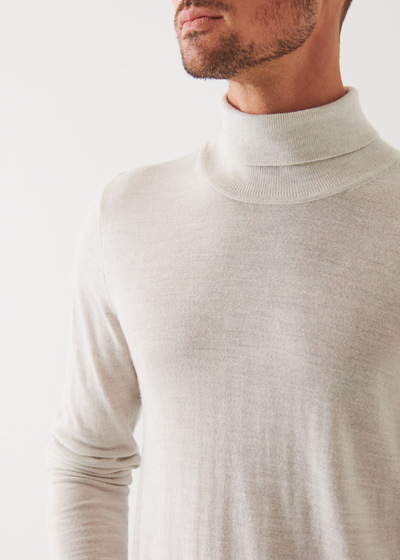 Extra-Fine Merino Turtleneck