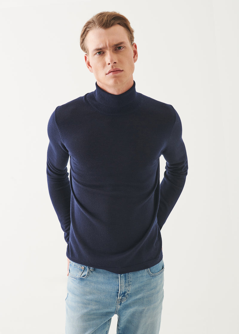 Extra-Fine Merino Turtleneck