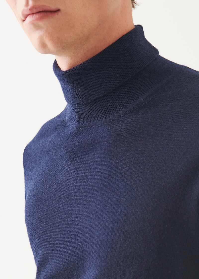 Extra-Fine Merino Turtleneck