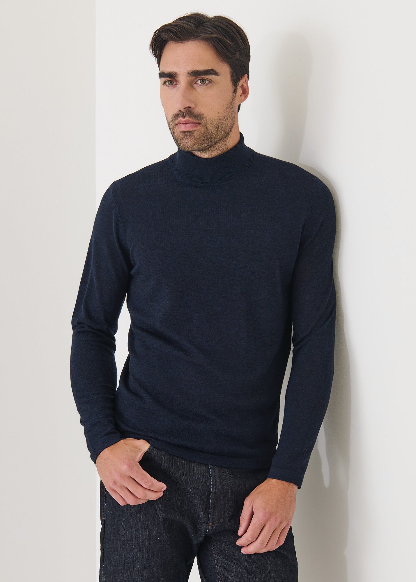 Extra-Fine Merino Turtleneck