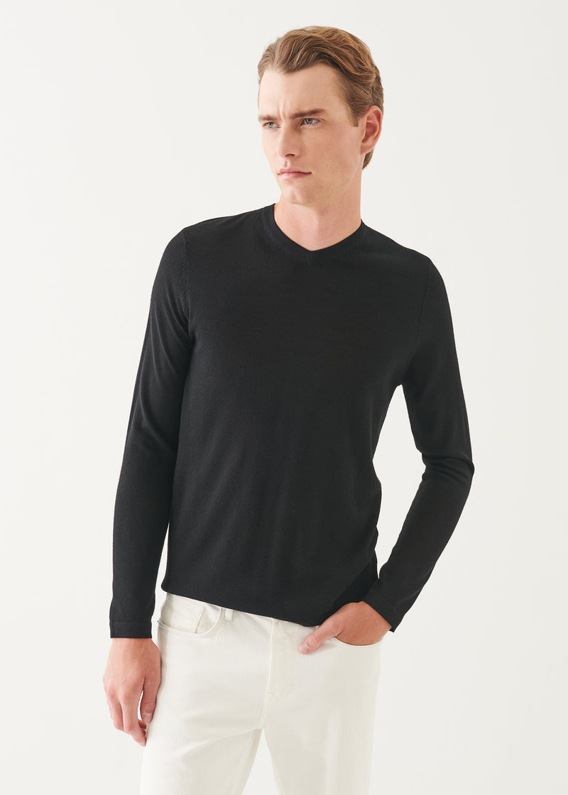 Extra-Fine Merino V-Neck