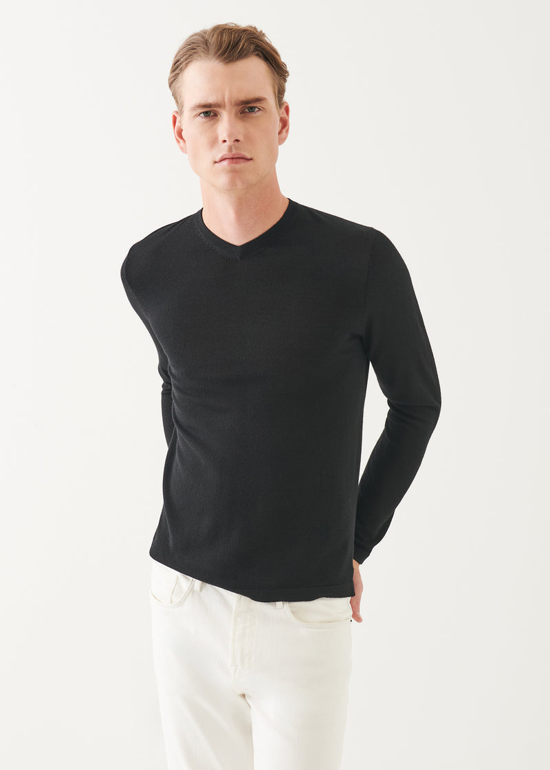 Extra-Fine Merino V-Neck