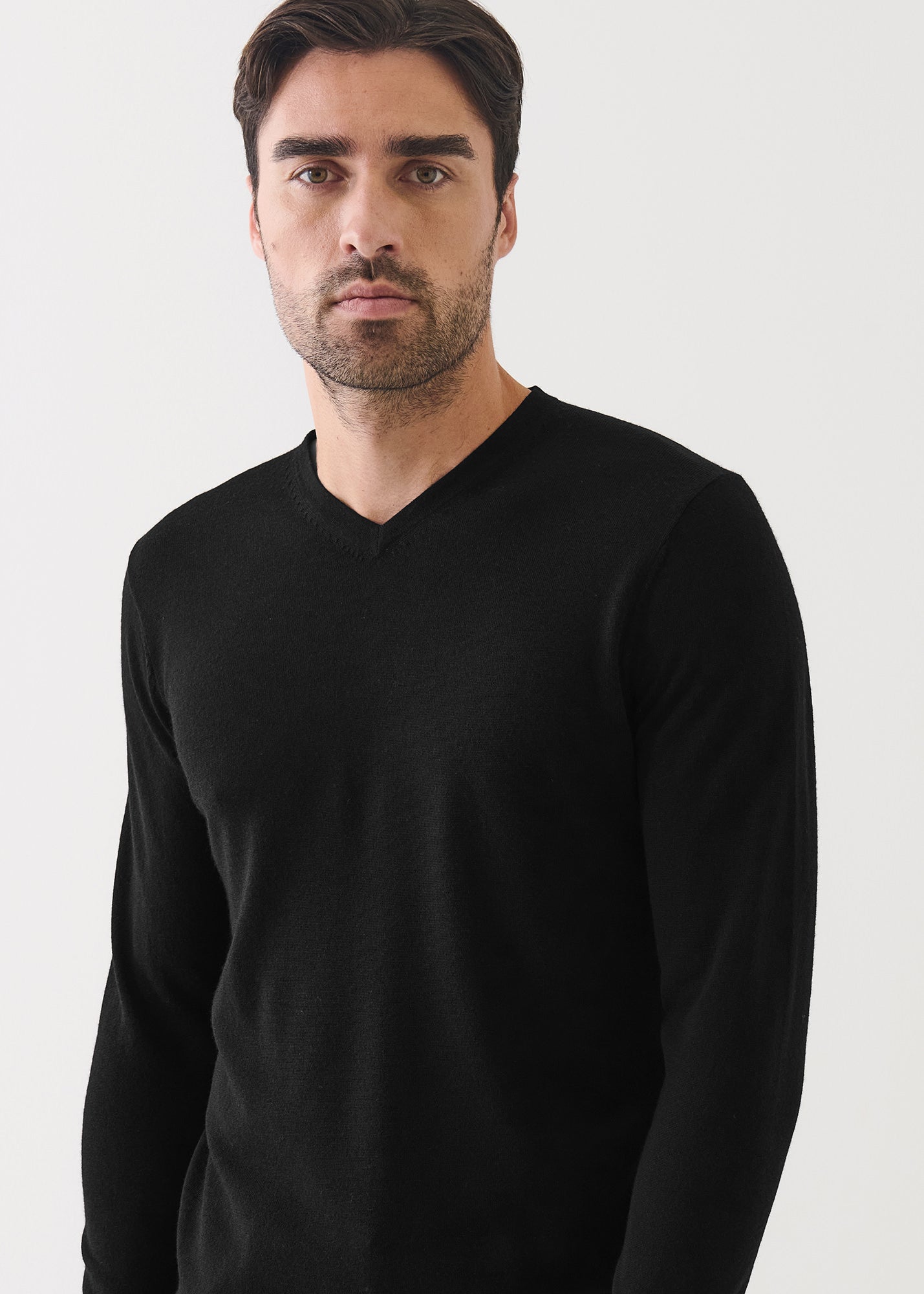 Extra-Fine Merino V-Neck - PATRICK ASSARAF