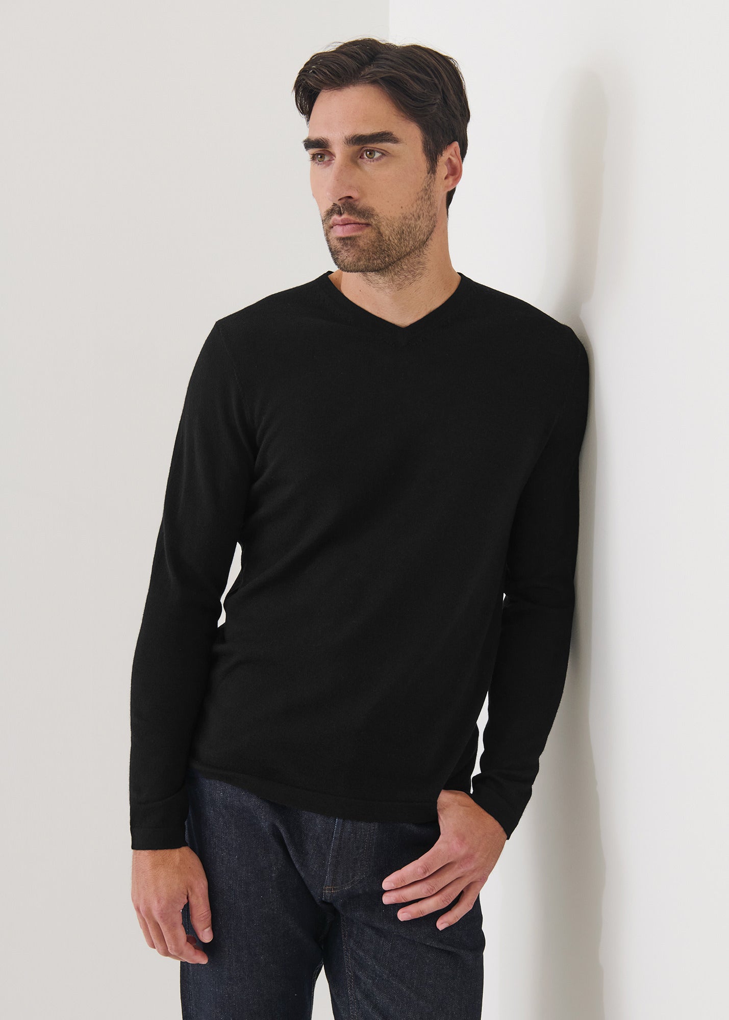 Extra-Fine Merino V-Neck - PATRICK ASSARAF
