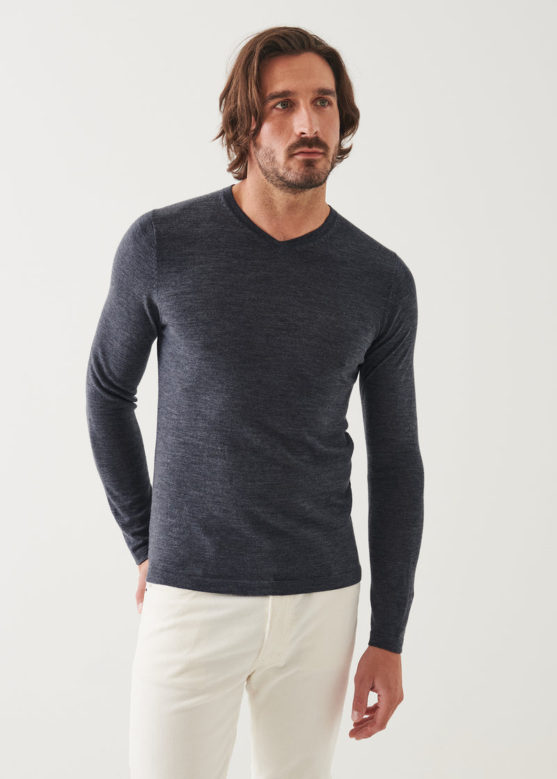 Extra-Fine Merino V-Neck