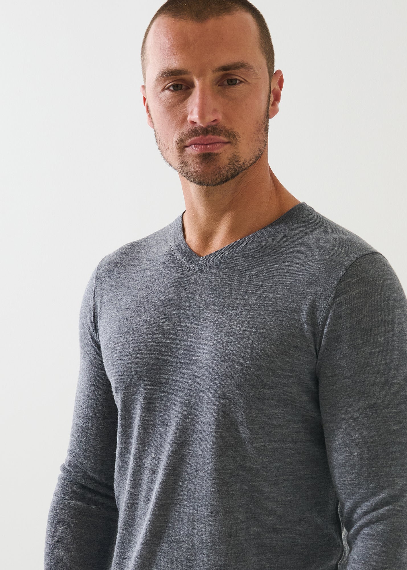 Extra-Fine Merino V-Neck - PATRICK ASSARAF