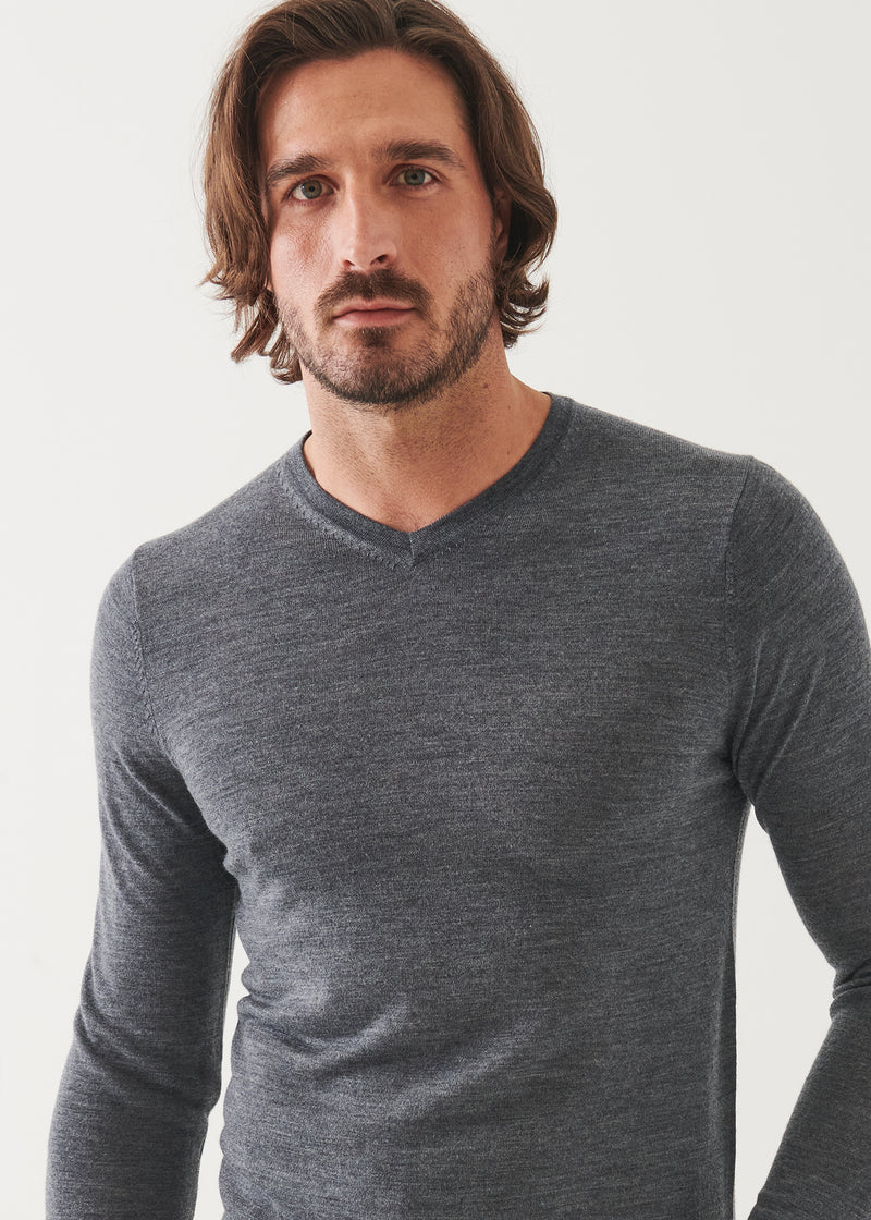 Extra-Fine Merino V-Neck