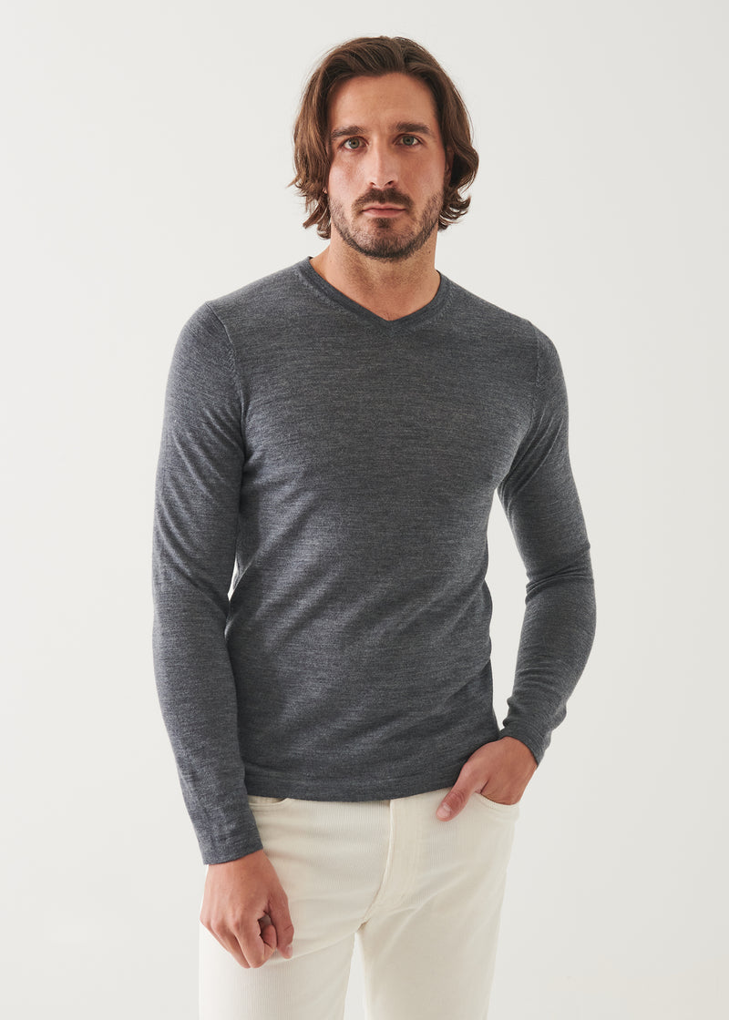 Extra-Fine Merino V-Neck