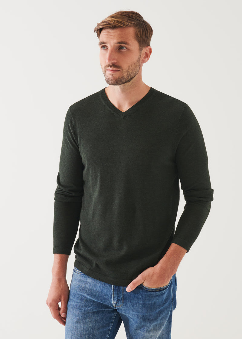 Extra-Fine Merino V-Neck