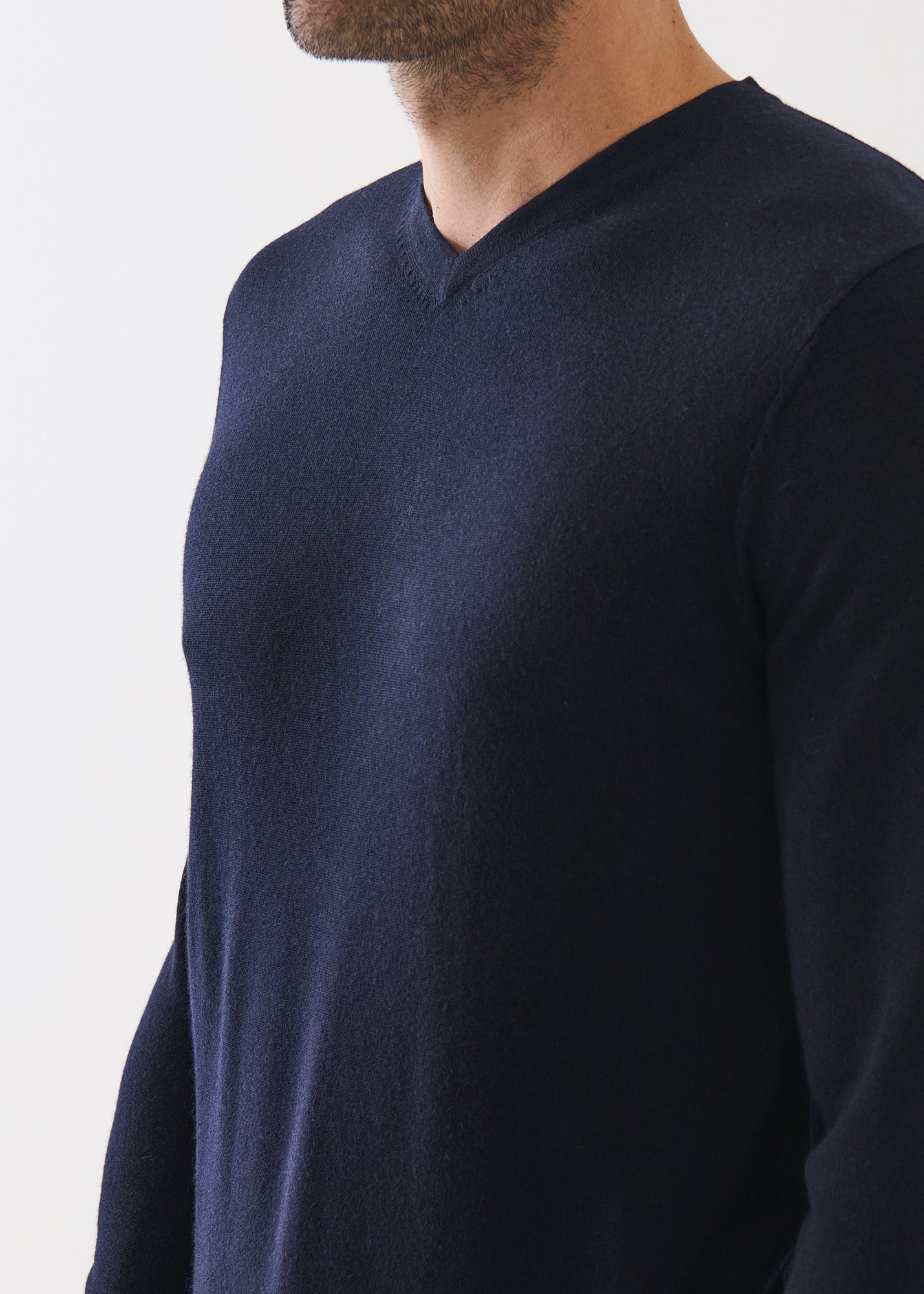 Extra-Fine Merino V-Neck