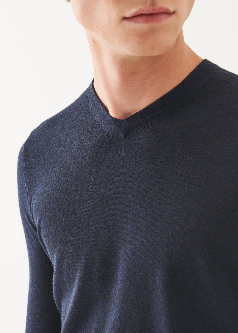 Extra-Fine Merino V-Neck