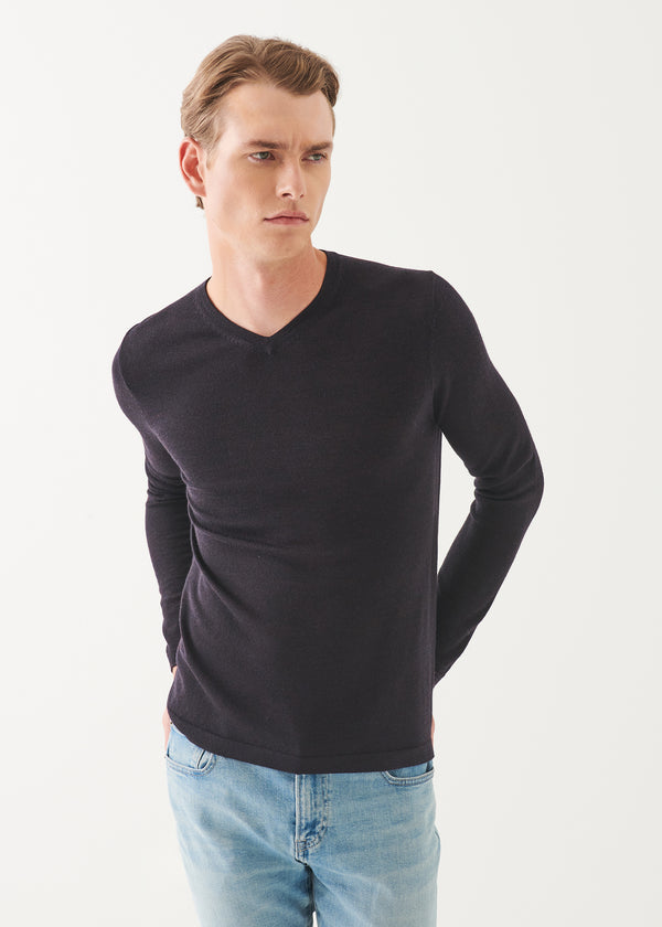 EXTRA-FINE MERINO V-NECK