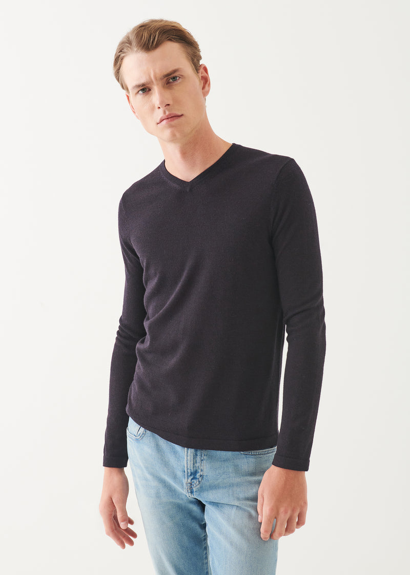 Extra-Fine Merino V-Neck