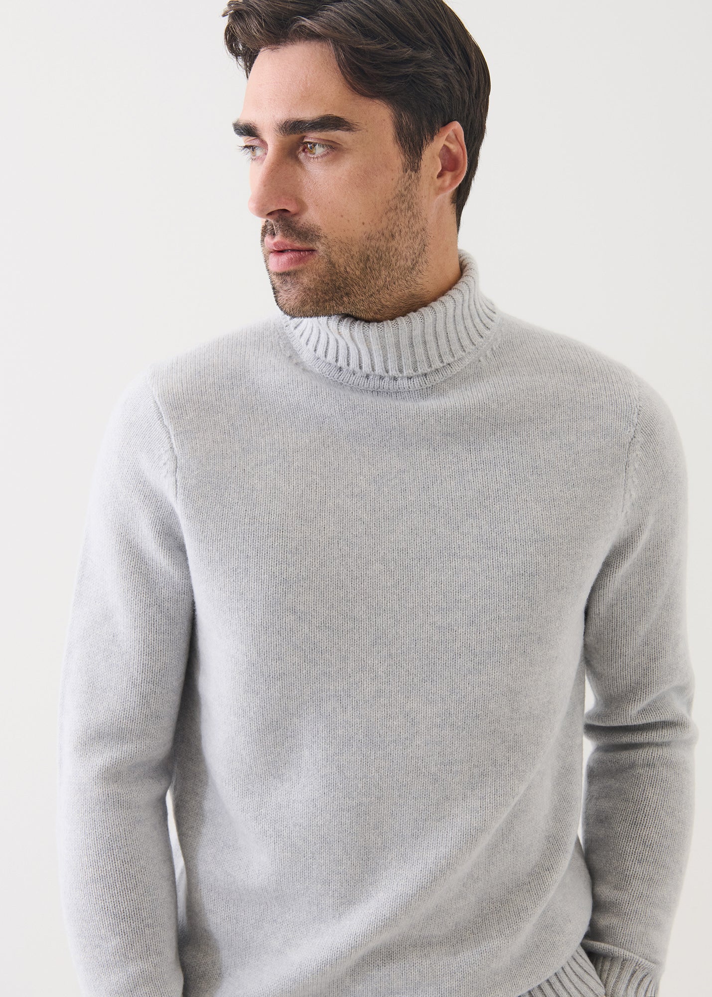 Superfine Lambswool Turtleneck