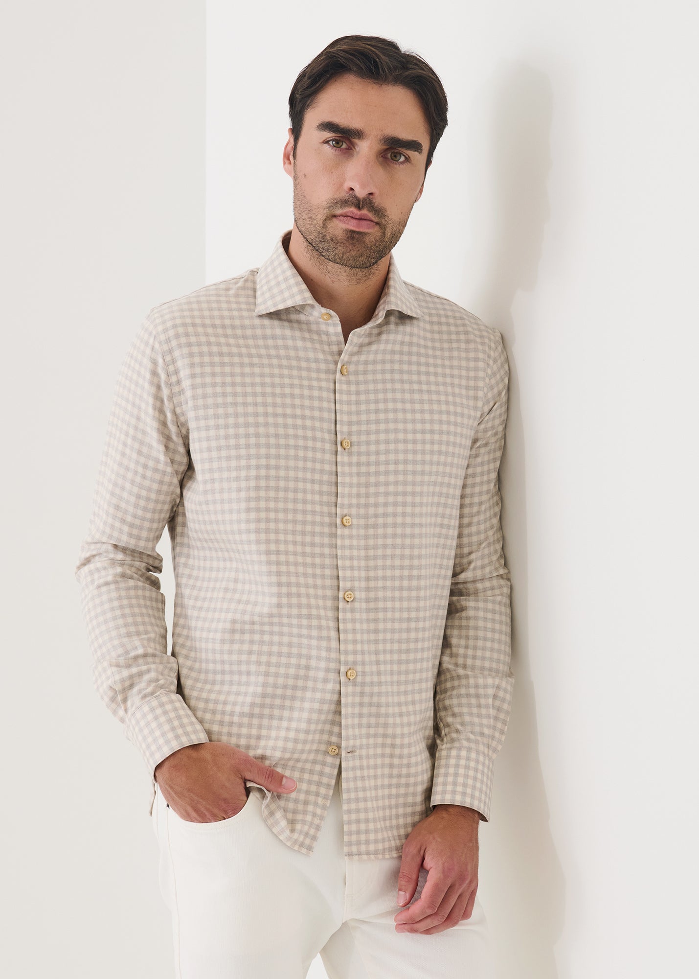 Soft Check Spread Collar Shirt
