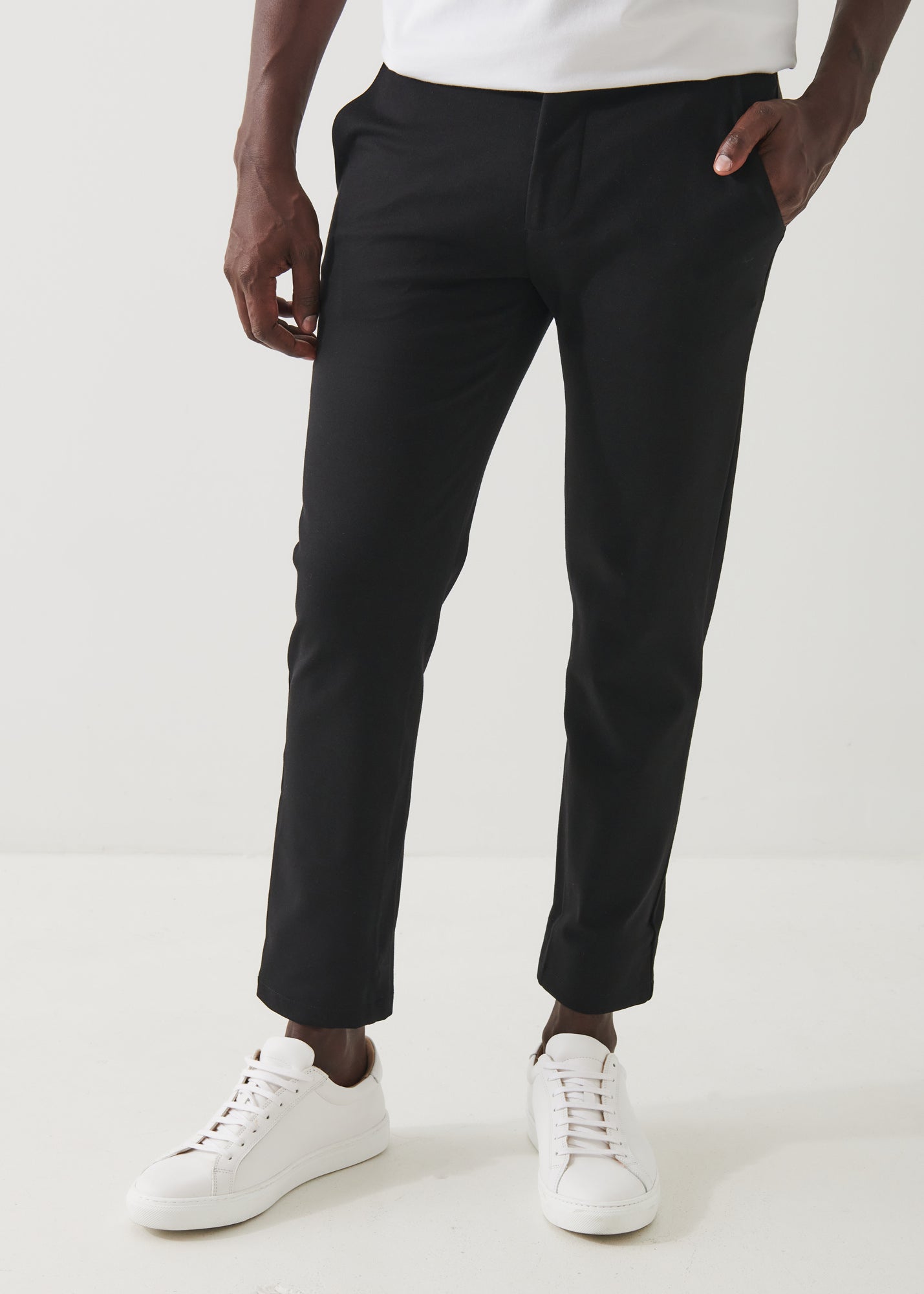 4-WAY STRETCH SLIM CHINO | PATRICK ASSARAF.