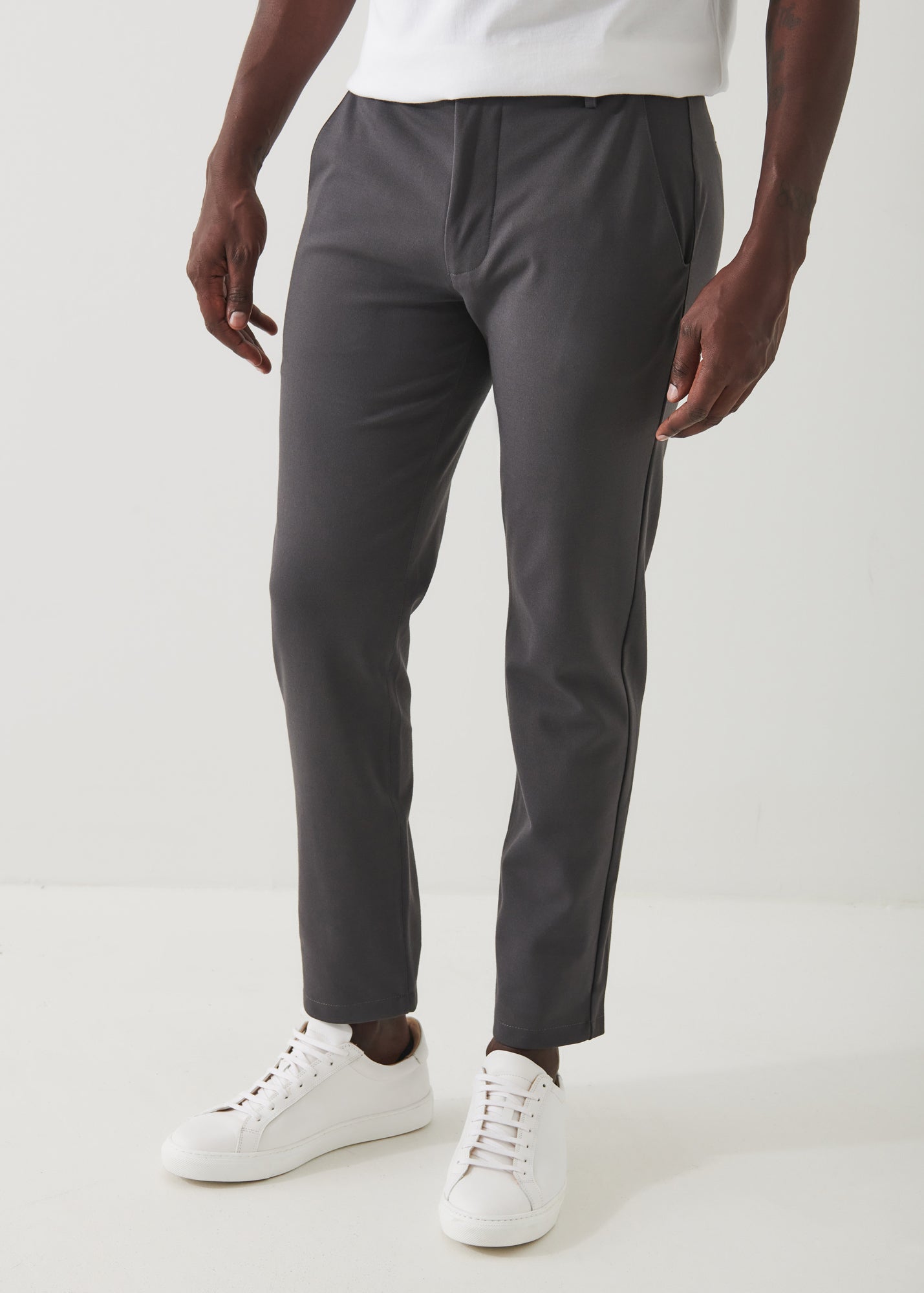 4-WAY STRETCH SLIM CHINO | PATRICK ASSARAF.