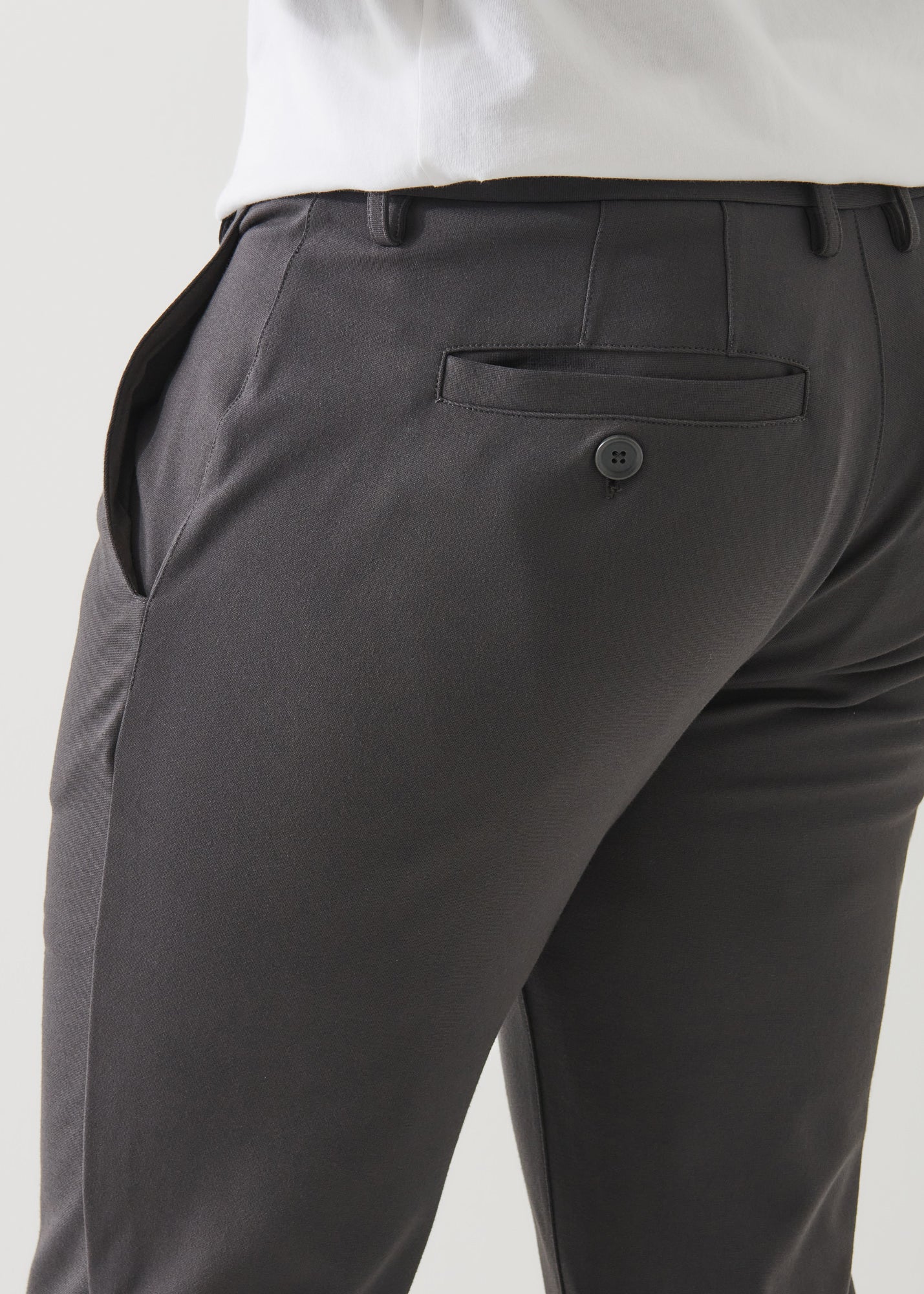 4-WAY STRETCH SLIM CHINO | PATRICK ASSARAF.