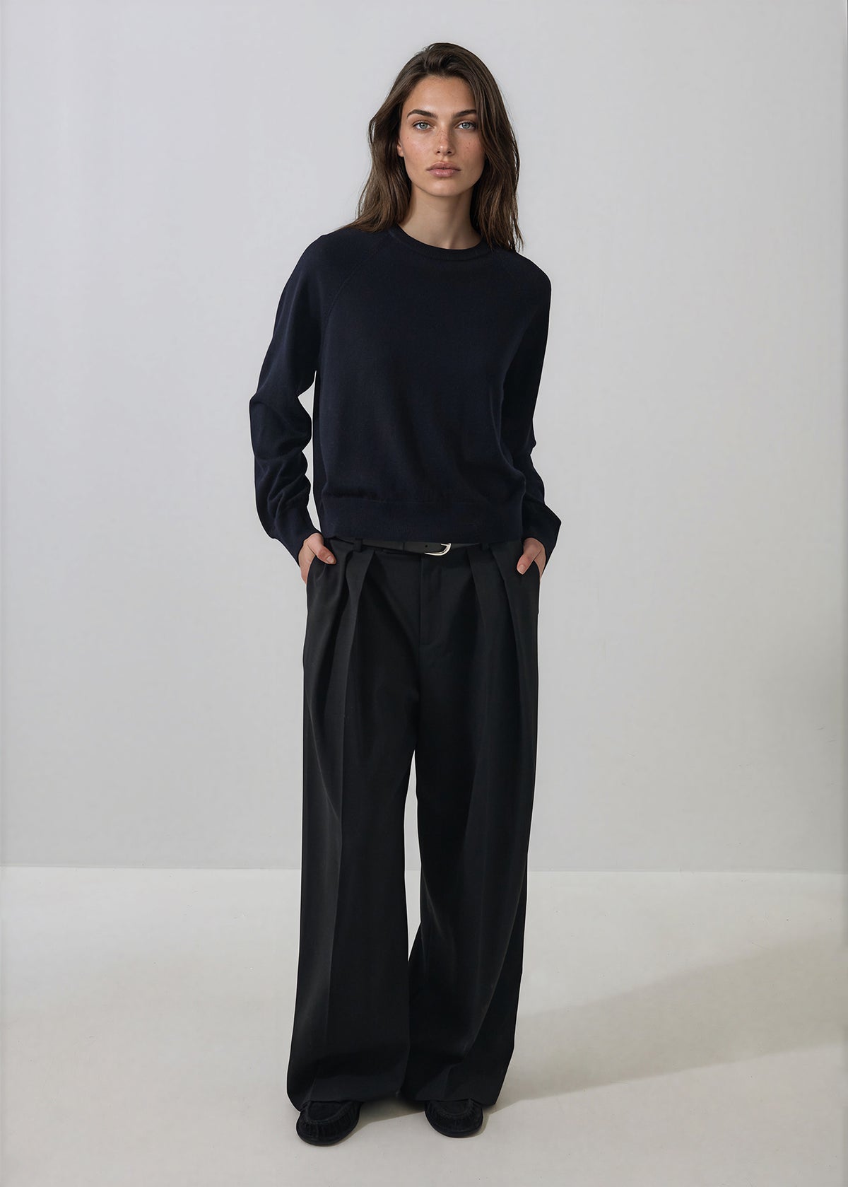 Extra-Fine Merino Relaxed Raglan Crewneck