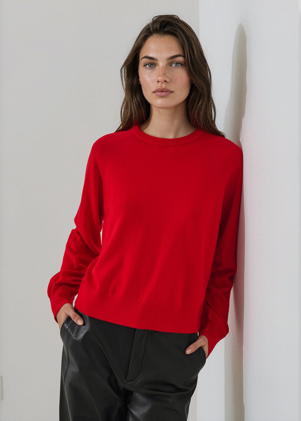 Extra-Fine Merino Relaxed Raglan Crewneck