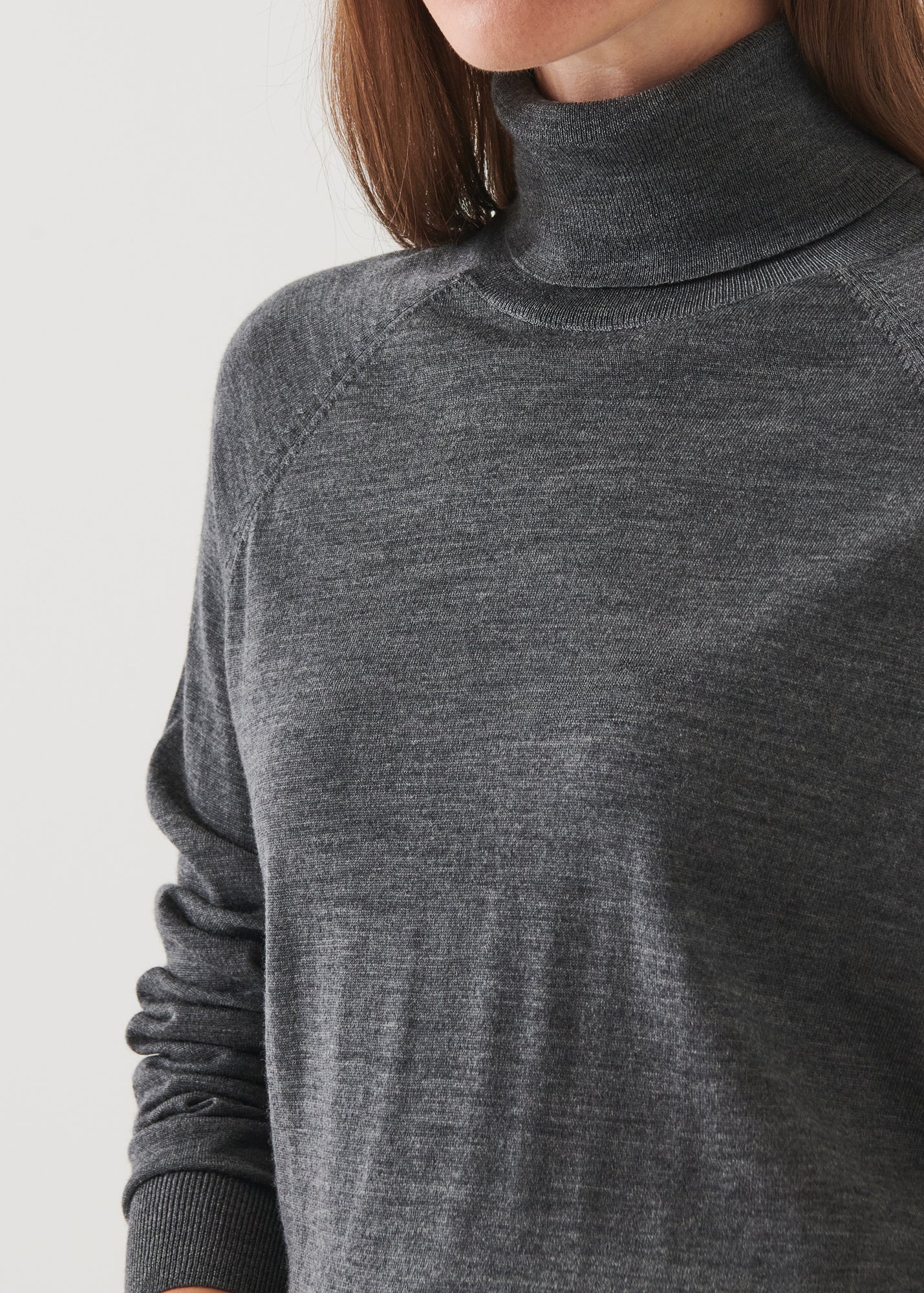 SUPERFINE MERINO BOYFRIEND TURTLENECK | PATRICK ASSARAF.