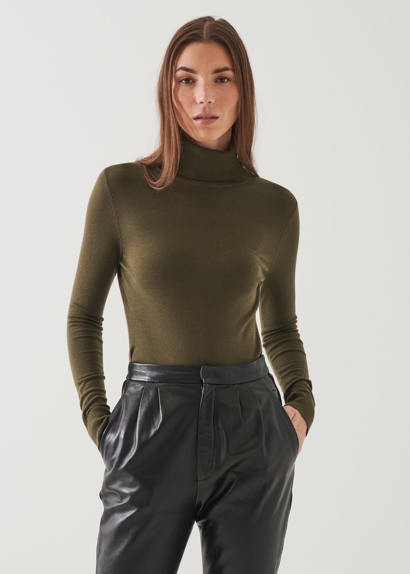 Superfine Merino Turtleneck
