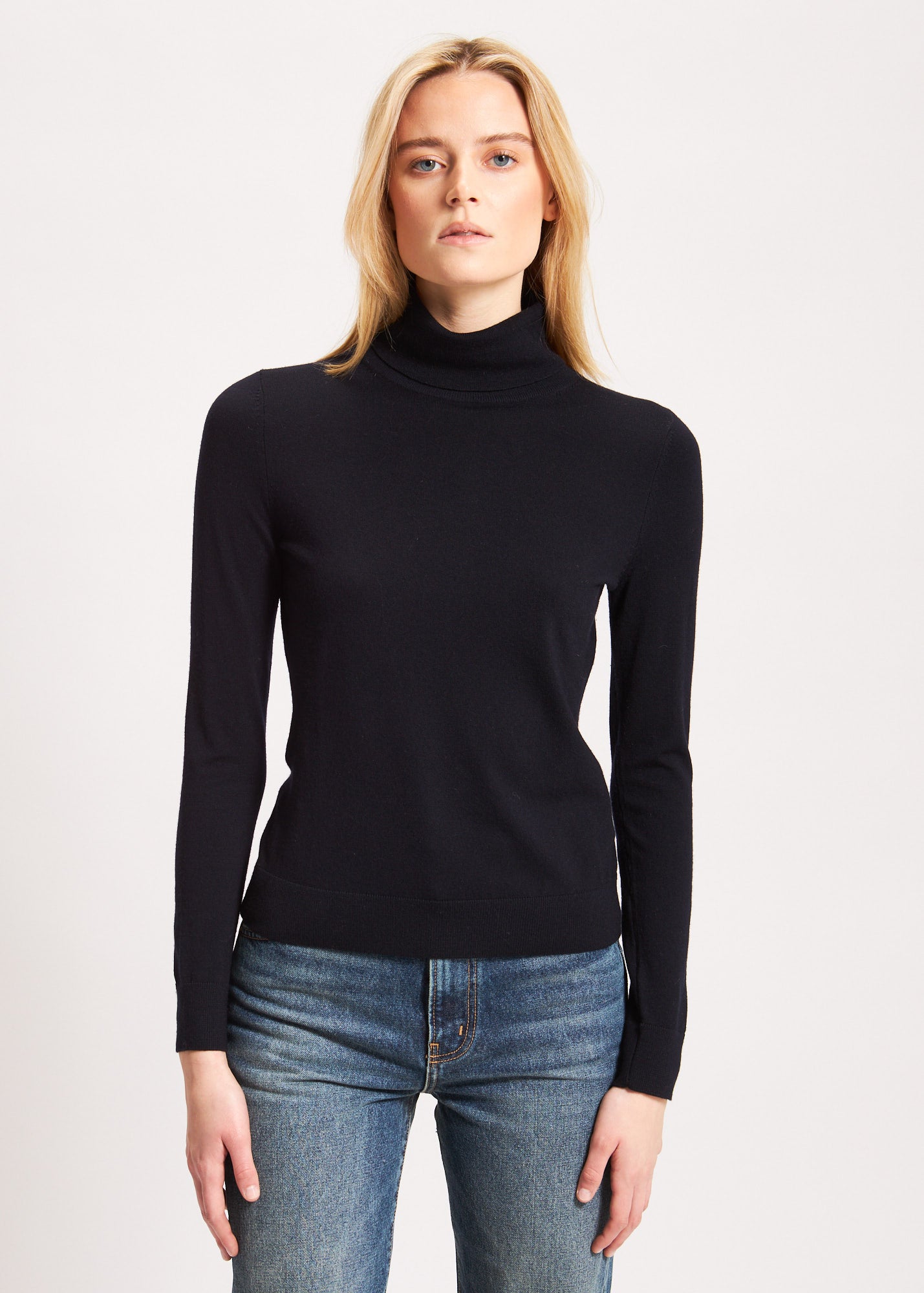 Superfine Merino Turtleneck