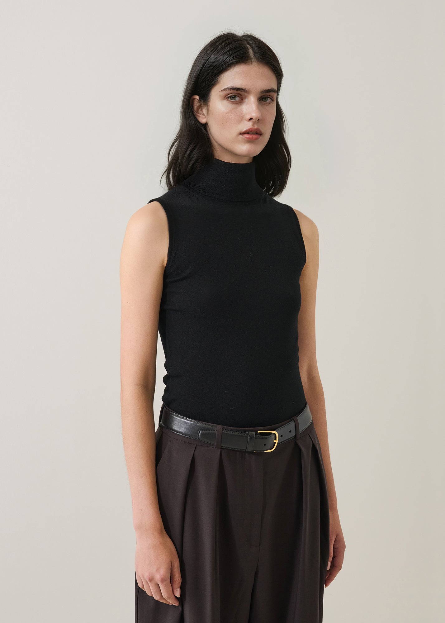 Superfine Merino Sleeveless Turtleneck