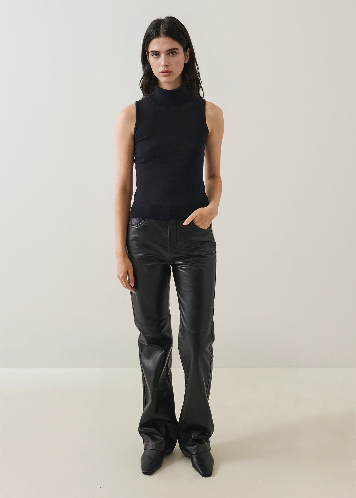 Superfine Merino Sleeveless Turtleneck