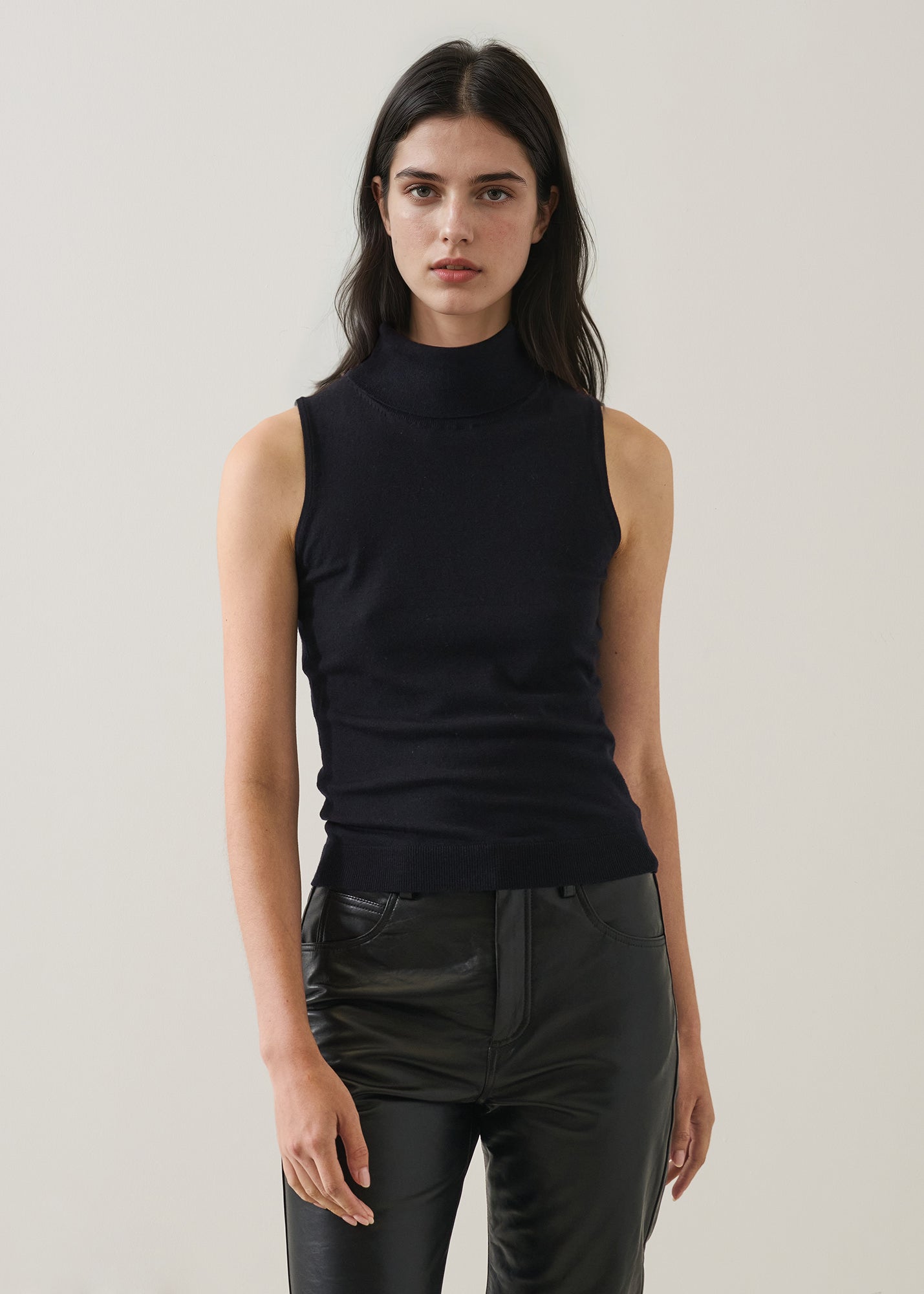 Superfine Merino Sleeveless Turtleneck