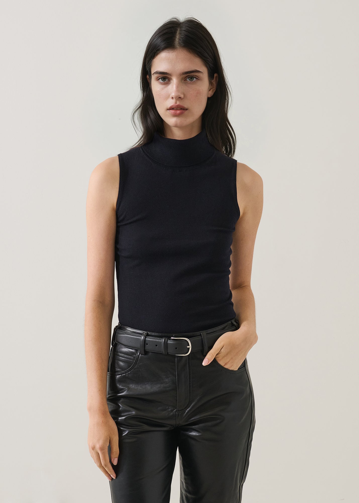 Superfine Merino Sleeveless Turtleneck