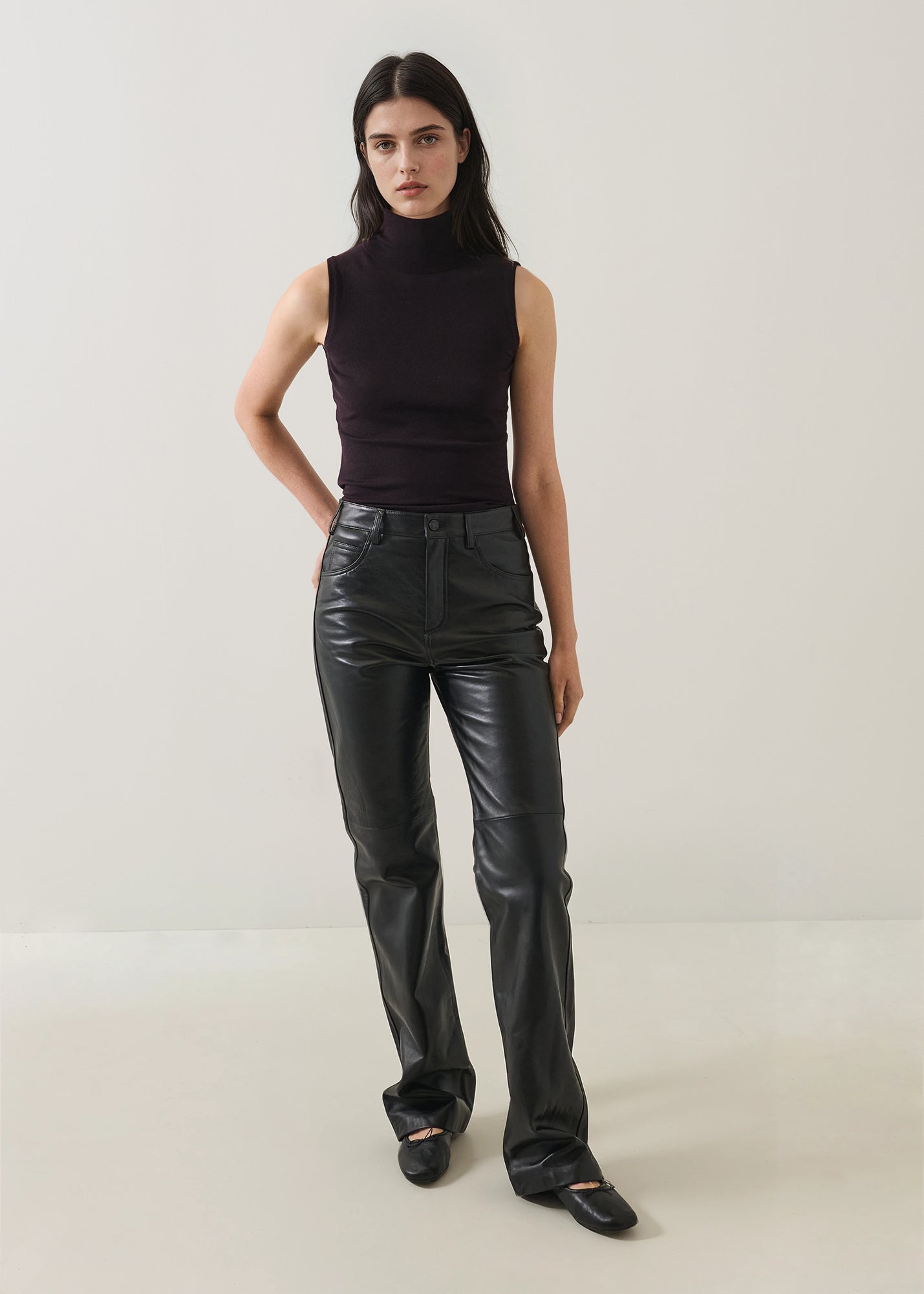 Superfine Merino Sleeveless Turtleneck