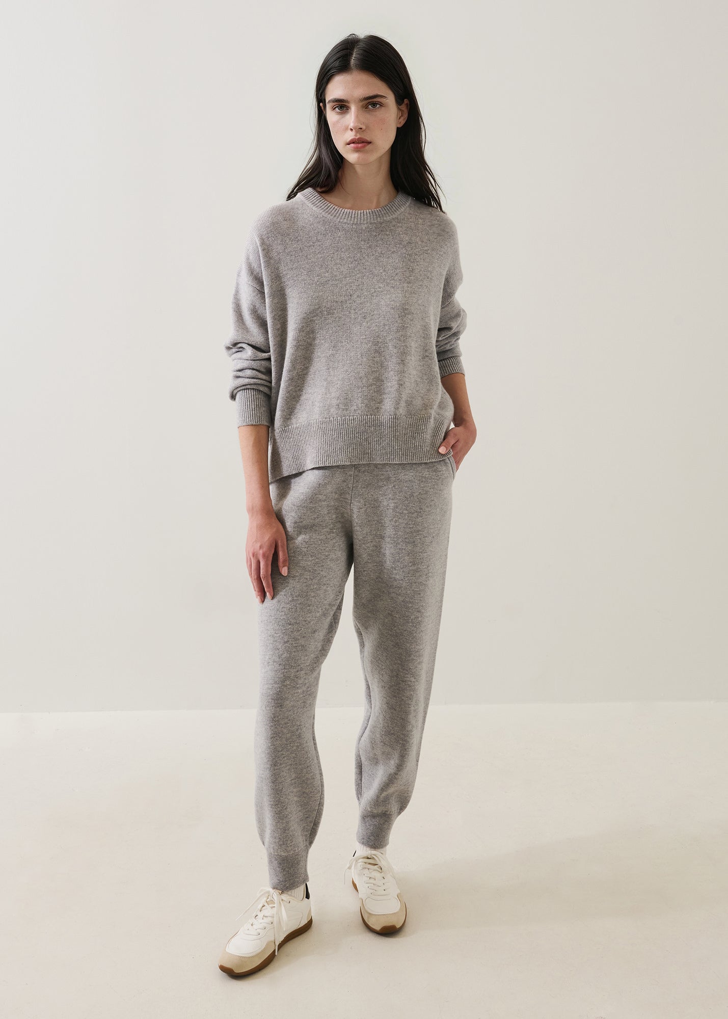 Merino Cashmere Relaxed Crew
