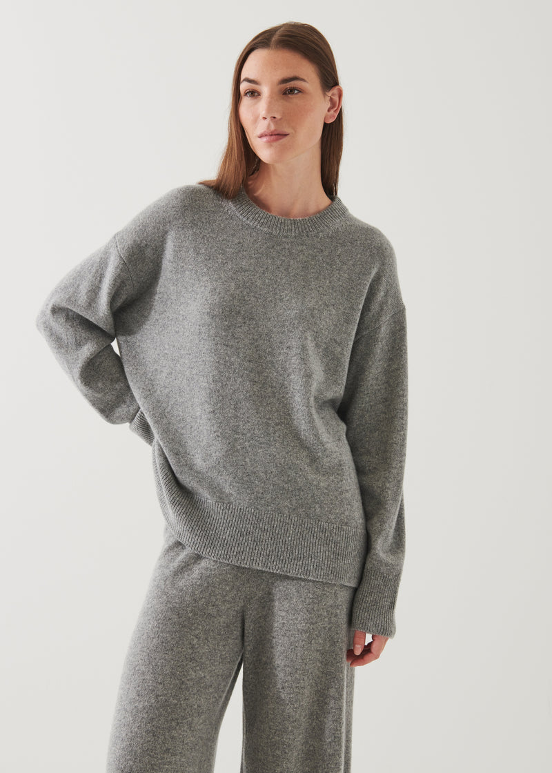 RELAXED CASHMERE CREWNECK | PATRICK ASSARAF.