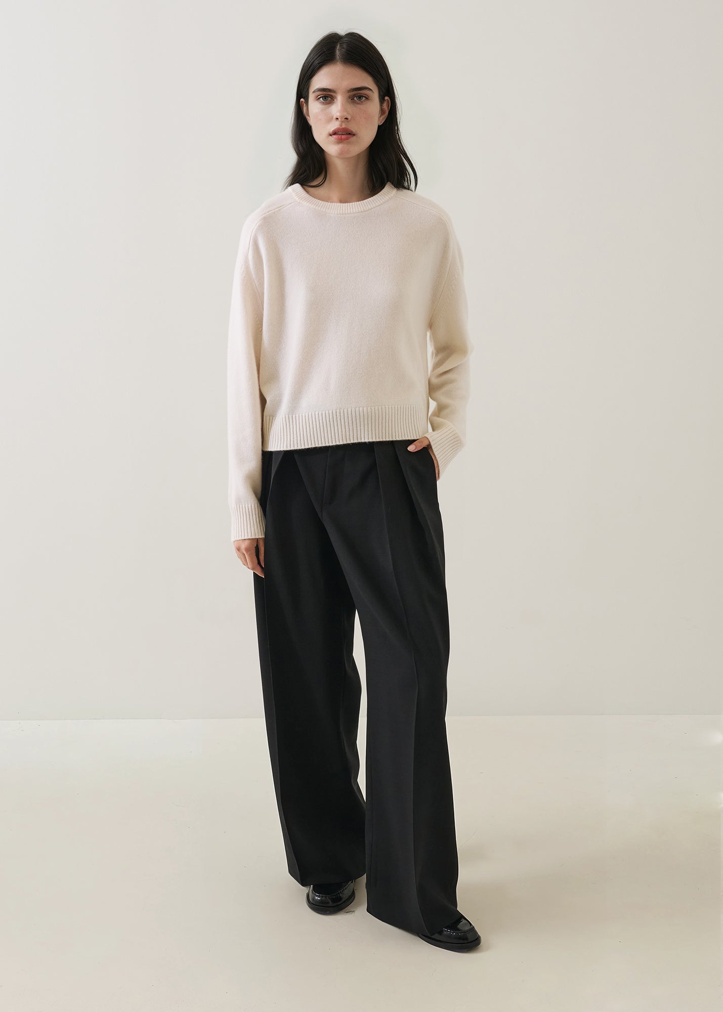 Cashmere Saddle Shoulder Crewneck