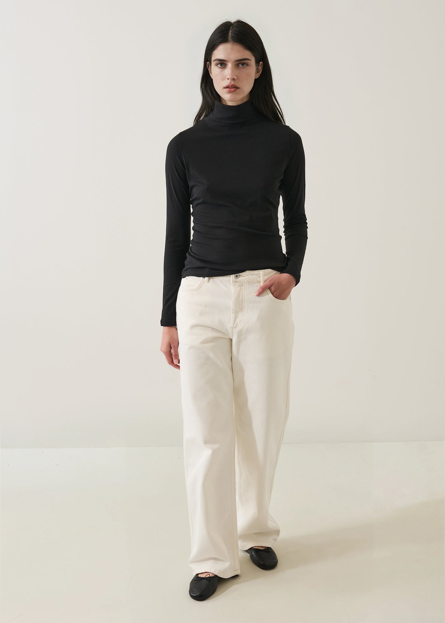 Lightweight Pima Cotton Turtleneck