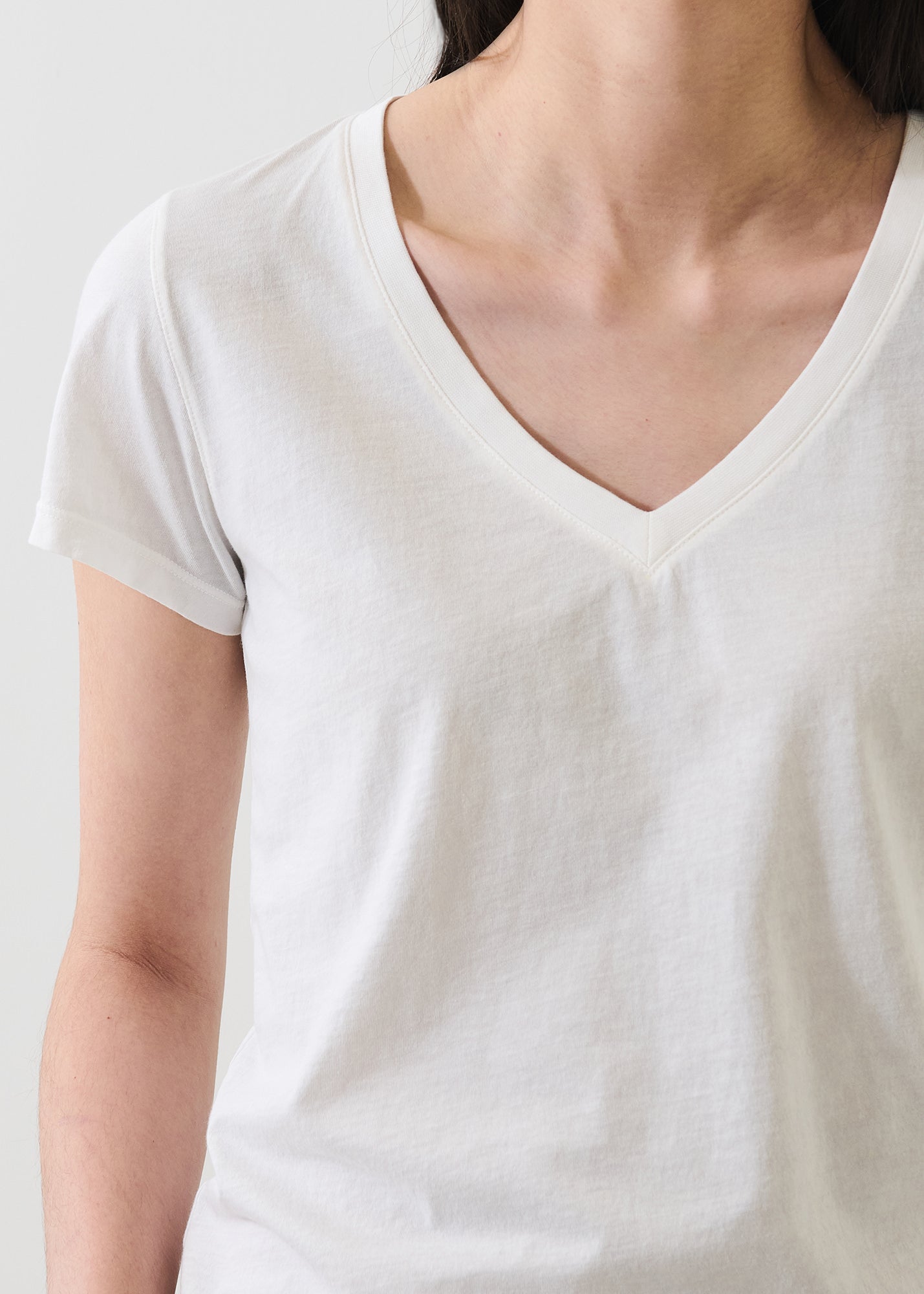 Reverse Spray Lightweight  Pima Cotton V-Neck T-Shirt - PATRICK ASSARAF