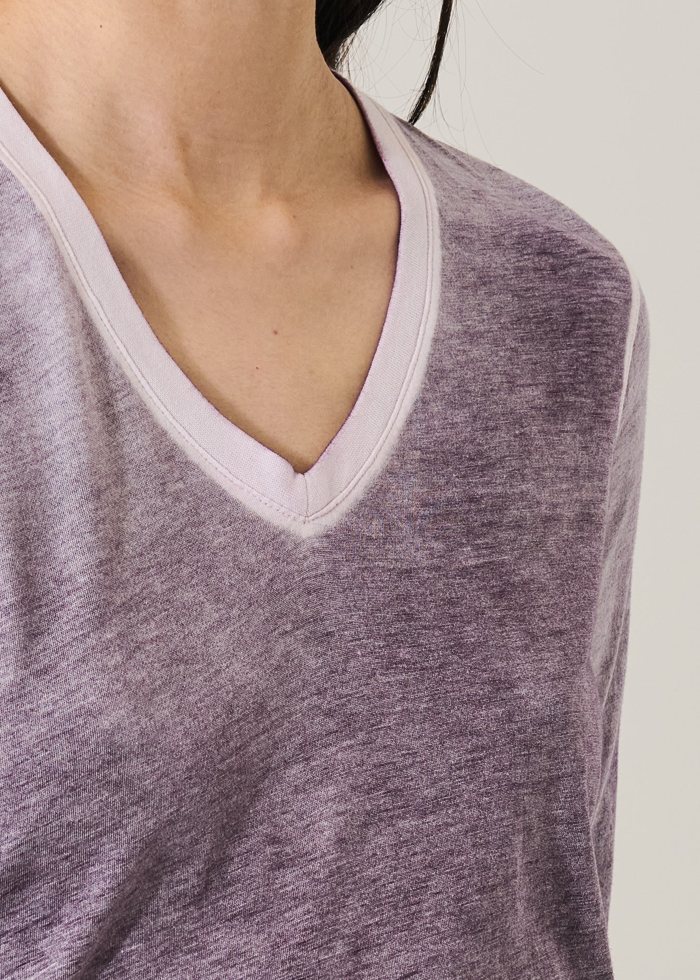 Reverse Spray Lightweight Pima Cotton Long Sleeve V-Neck - PATRICK ASSARAF