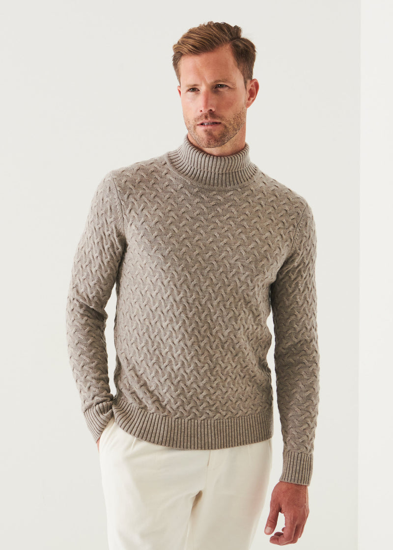 CABLE TURTLENECK