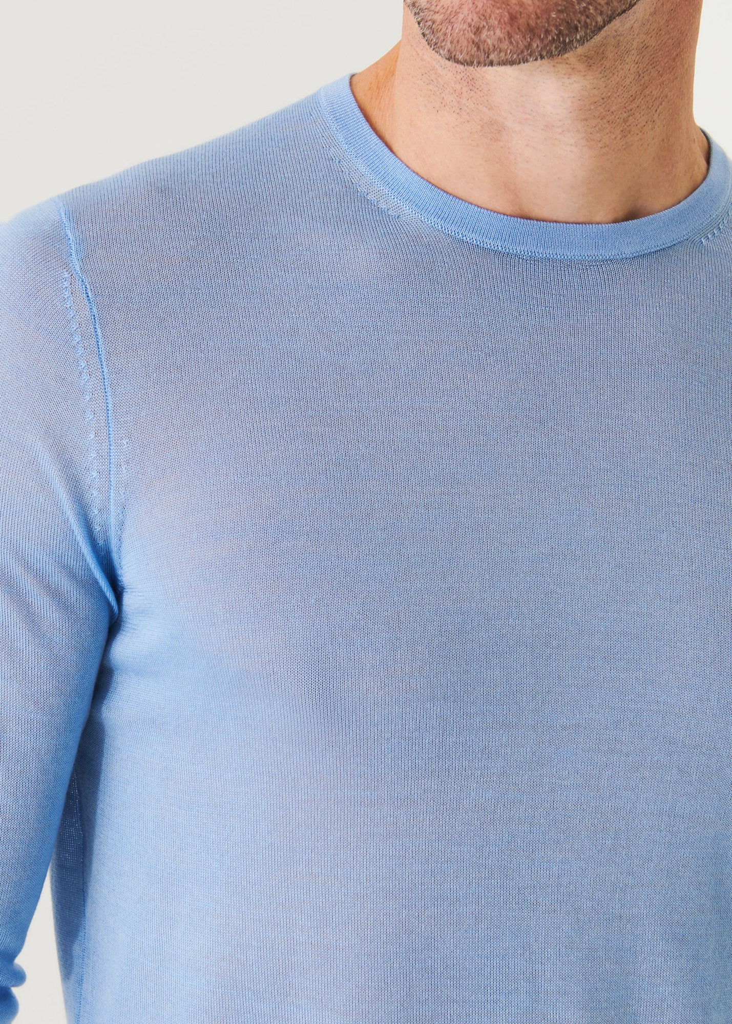 LIGHTWEIGHT MERINO BLEND CREWNECK SWEATER | PATRICK ASSARAF.