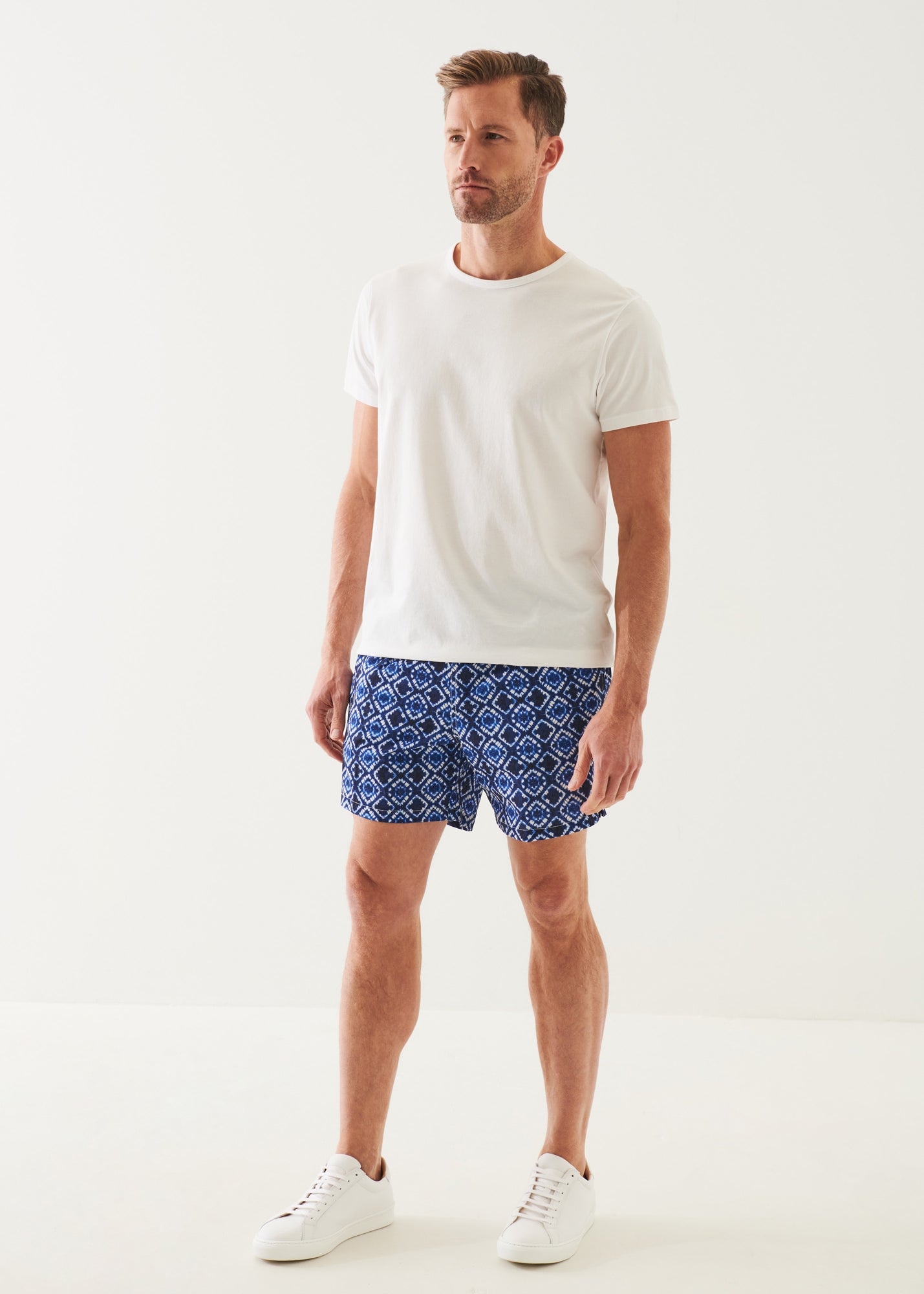 PRINTED SWIM SHORT | PATRICK ASSARAF.