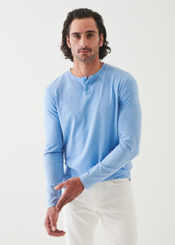 PIMA COTTON STRETCH VINTAGE WASH HENLEY | PATRICK ASSARAF.