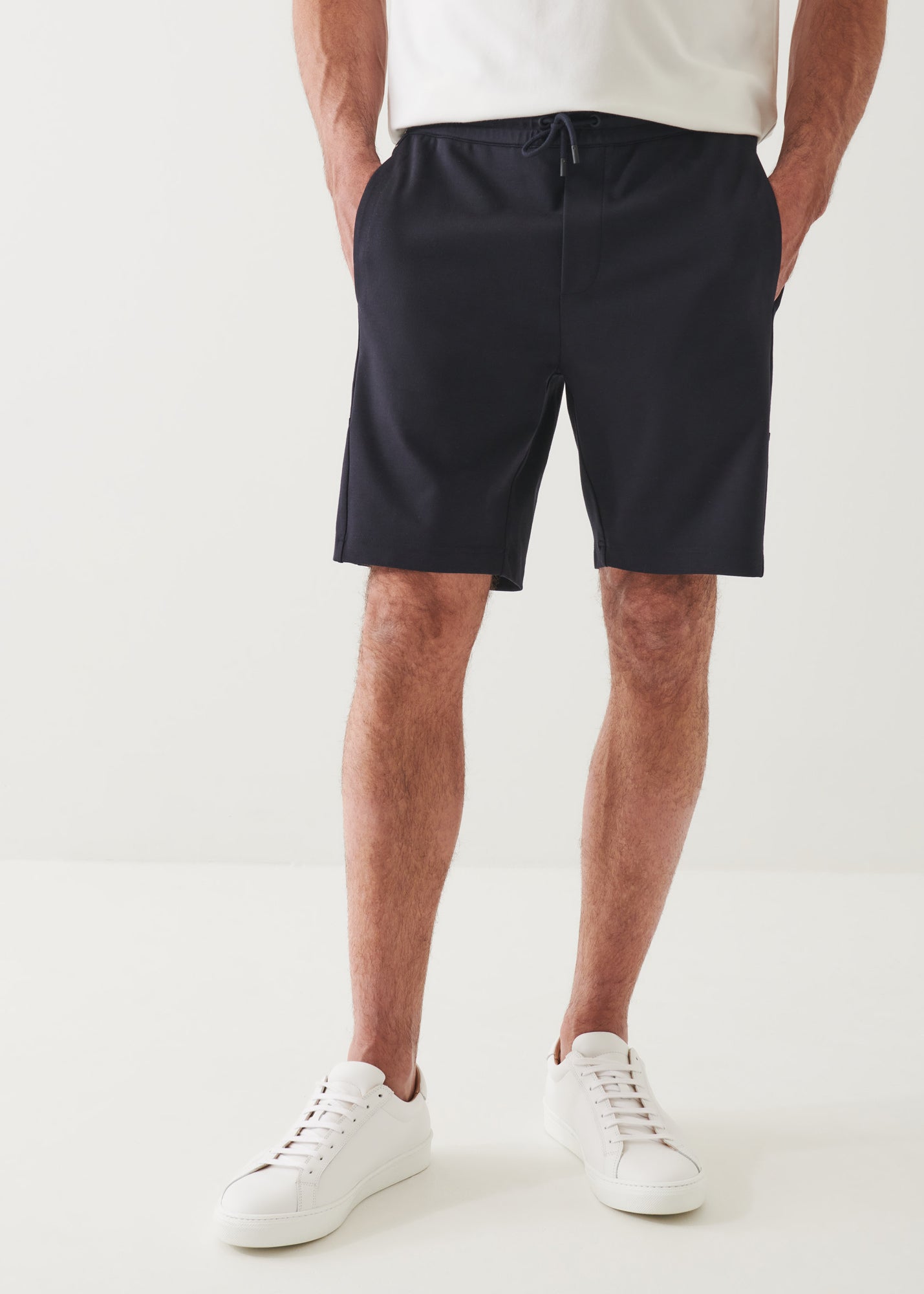 ACTIVE SIDE STRIPE SHORT | PATRICK ASSARAF.