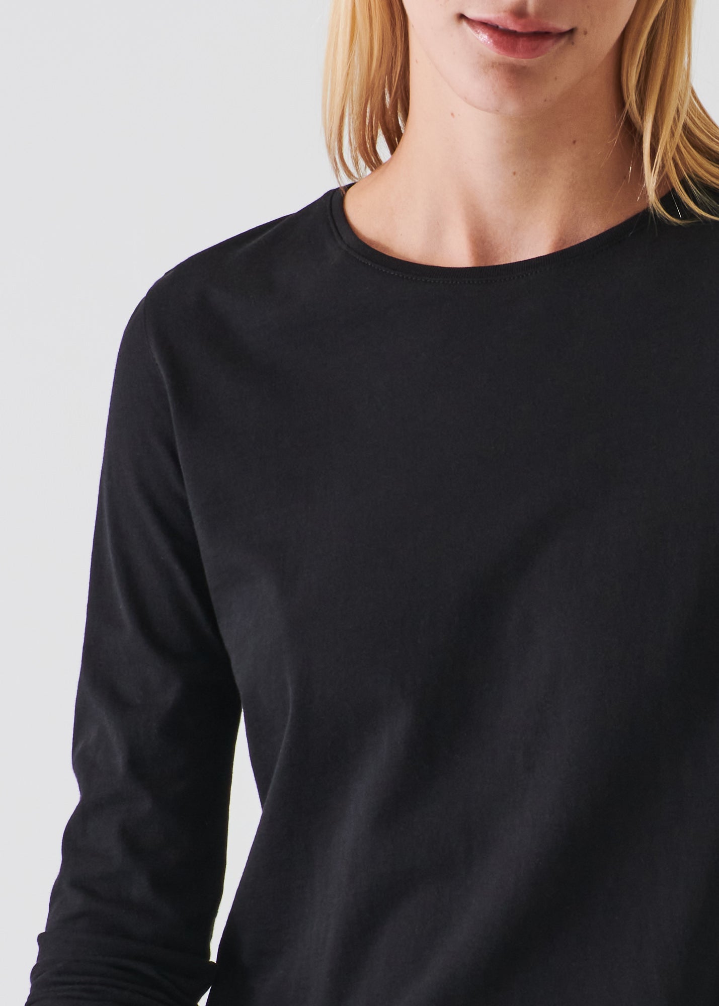 LIGHTWEIGHT PIMA COTTON T-SHIRT | PATRICK ASSARAF.